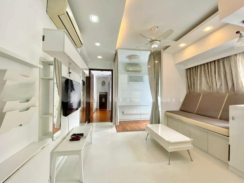 AIRSTREAM 4