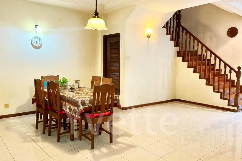 KENSINGTON PARK CONDOMINIUM 2