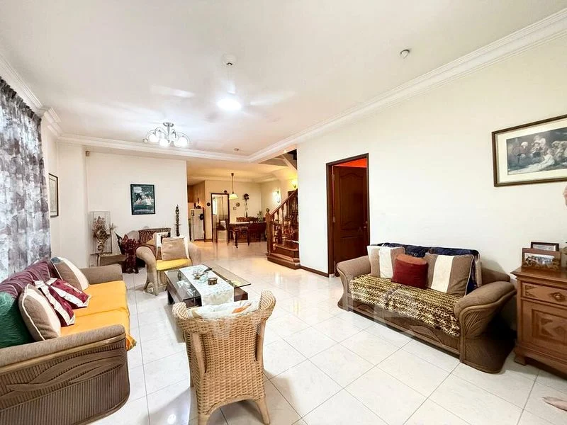 KENSINGTON PARK CONDOMINIUM 3