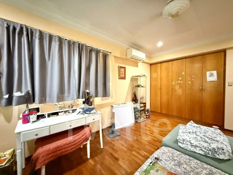 KENSINGTON PARK CONDOMINIUM 11