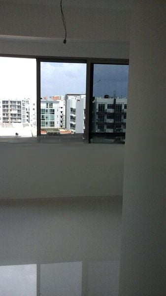 # 1 LOFT 4
