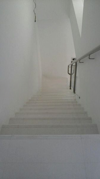 # 1 LOFT 5