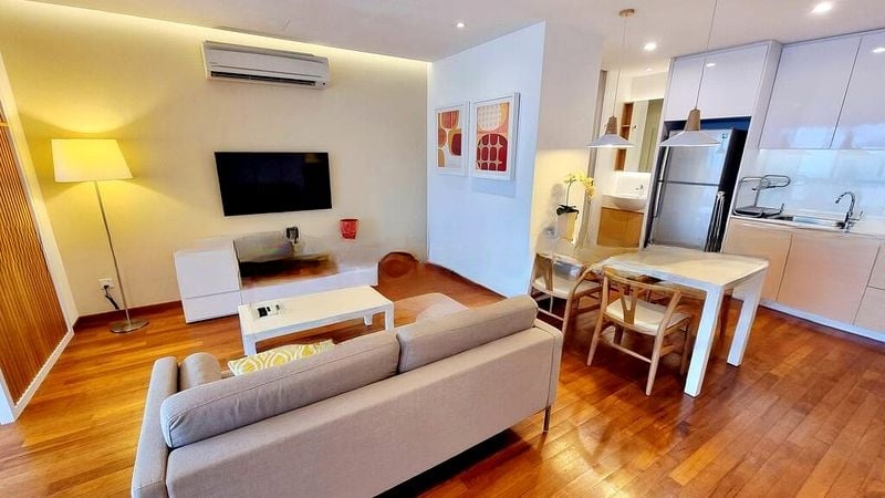 HIGH STREET CENTRE 8