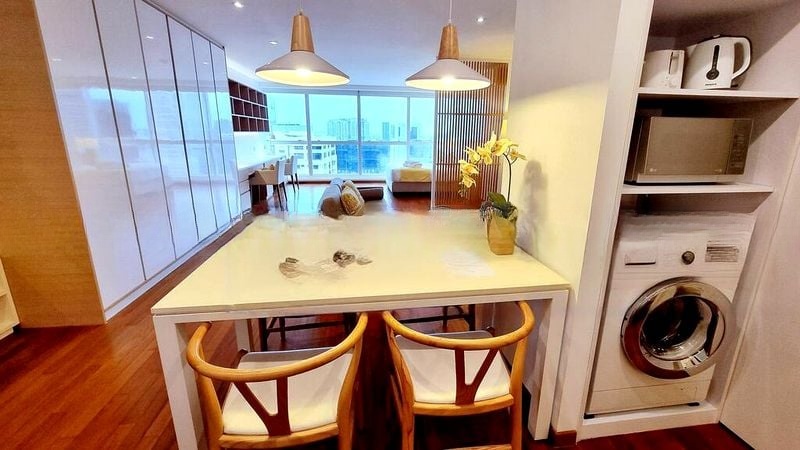 HIGH STREET CENTRE 6