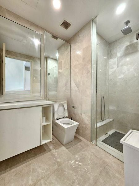 KINGSFORD . HILLVIEW PEAK 3