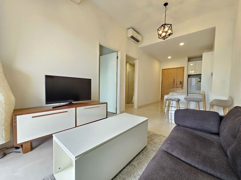 KINGSFORD . HILLVIEW PEAK 2