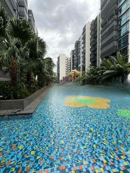 TREASURE AT TAMPINES 9