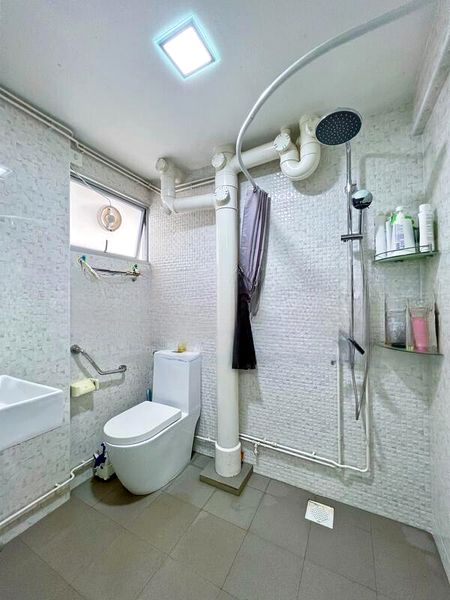 JURONG EAST ST 21 10