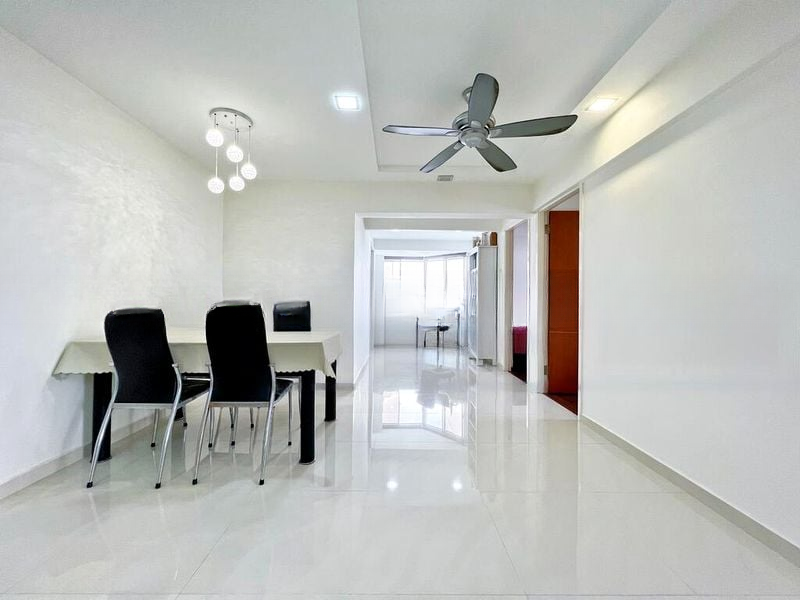 JURONG EAST ST 21 12