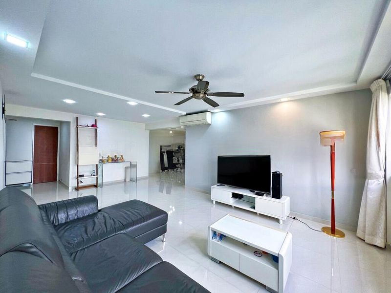 JURONG EAST ST 21 13