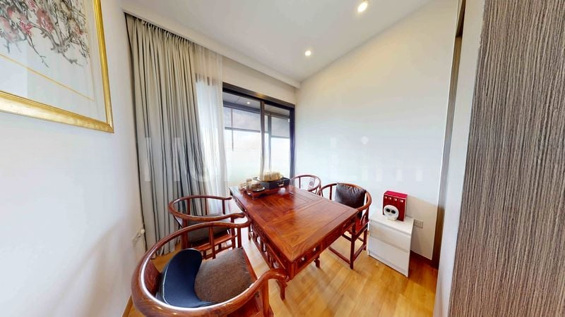 SEASIDE RESIDENCES 8