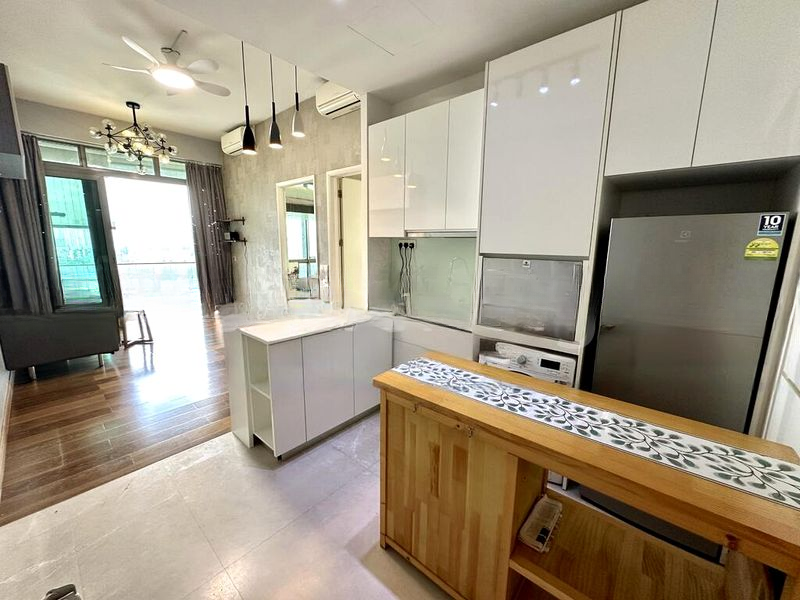 KINGSFORD . HILLVIEW PEAK 9