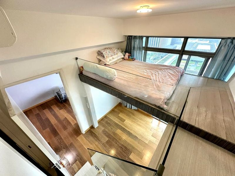 KINGSFORD . HILLVIEW PEAK 6