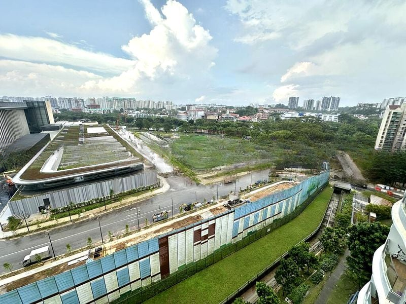 KINGSFORD . HILLVIEW PEAK 11