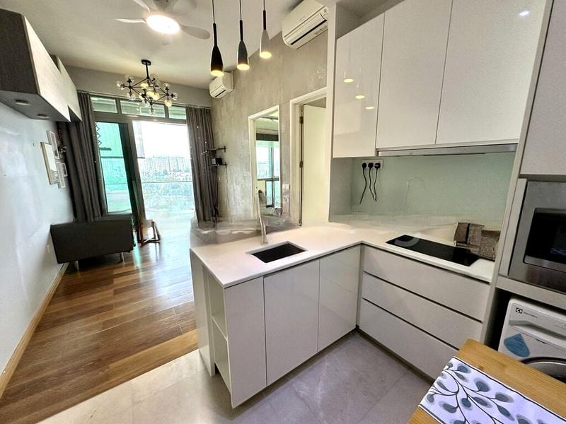 KINGSFORD . HILLVIEW PEAK 12