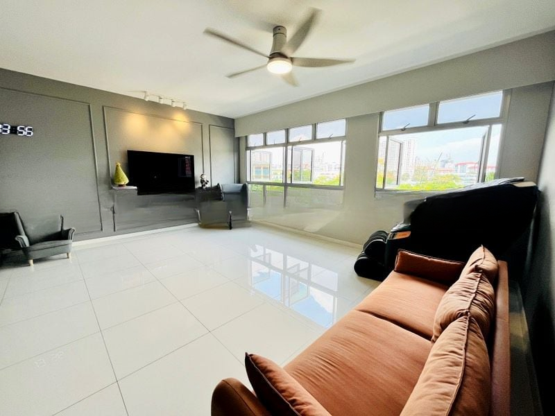 BT BATOK WEST AVE 8 4