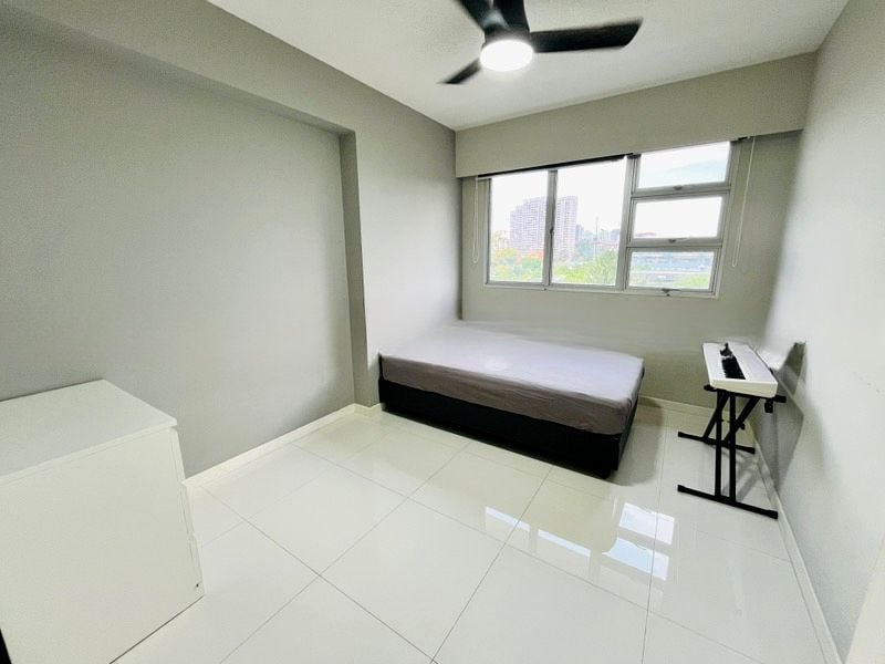 BT BATOK WEST AVE 8 10