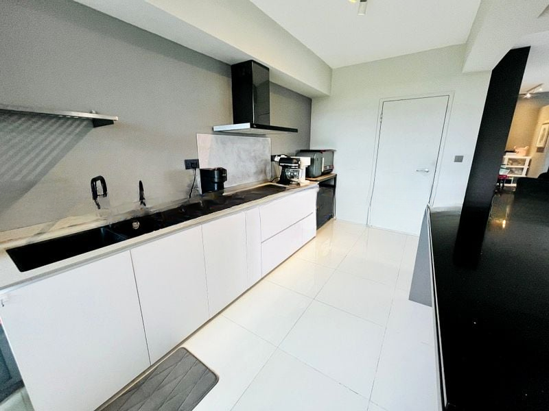 BT BATOK WEST AVE 8 6