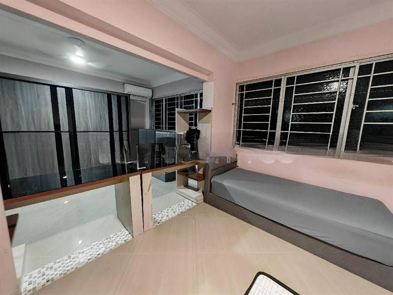 BT BATOK WEST AVE 6 10