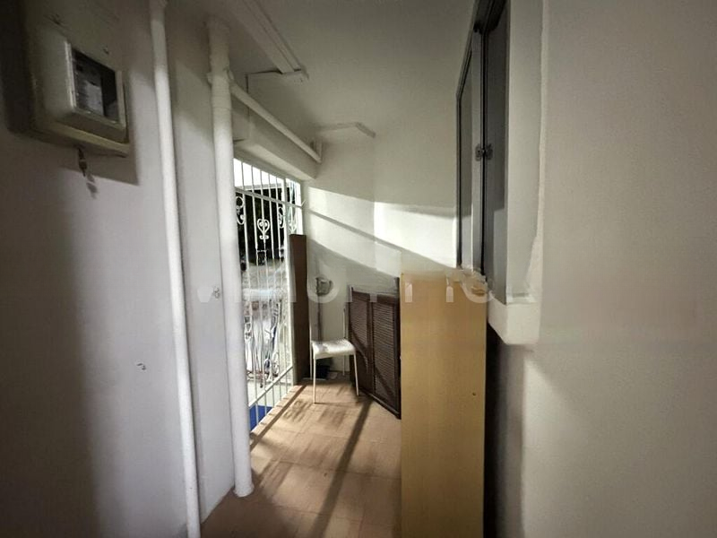 GEYLANG EAST AVE 1 11