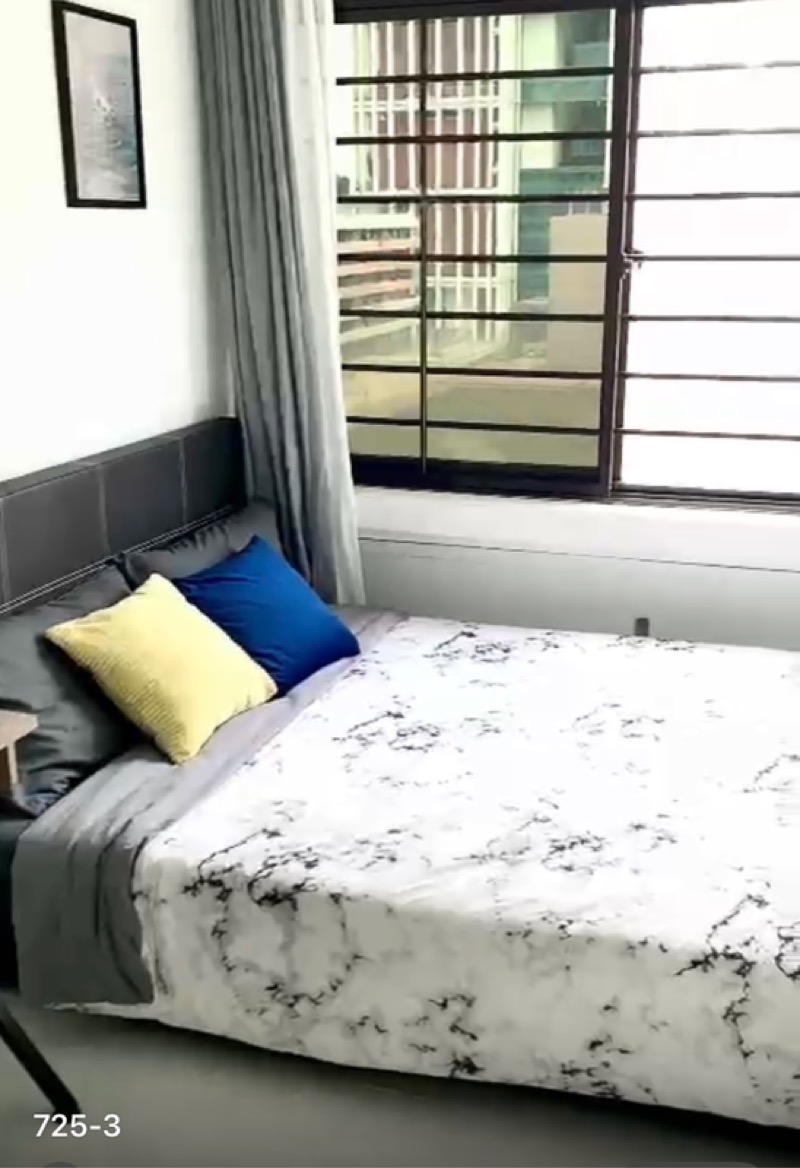 PEOPLE'S PARK COMPLEX 16