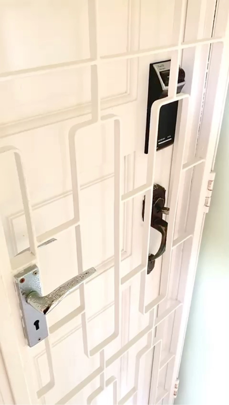 PEOPLE'S PARK COMPLEX 26