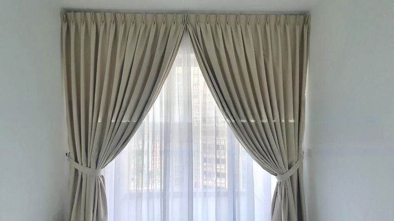 RIVERFRONT RESIDENCES 5