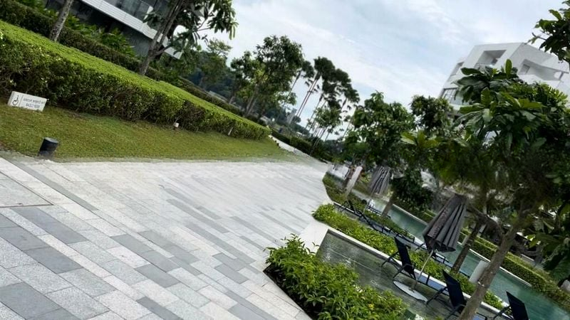 CORALS AT KEPPEL BAY 10