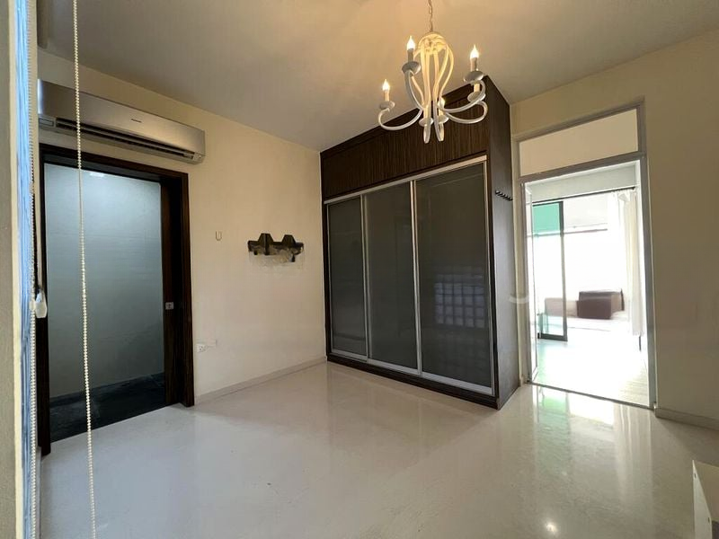 HAIG RESIDENCES 7
