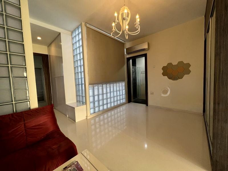 HAIG RESIDENCES 9