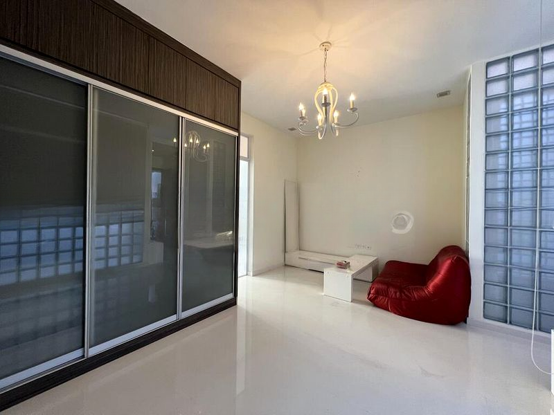 HAIG RESIDENCES 8