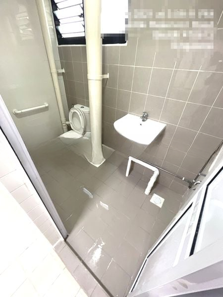 BEDOK RESERVOIR RD 7