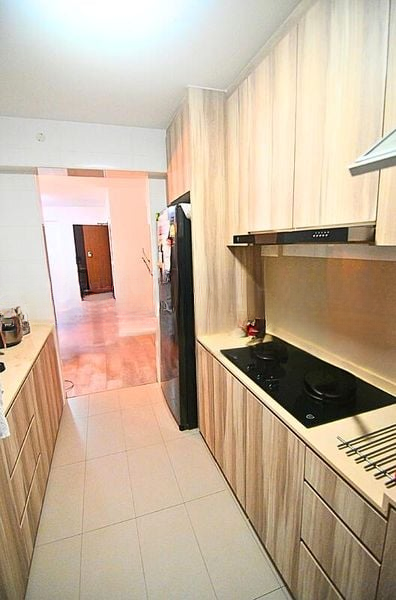 BT BATOK WEST AVE 6 7