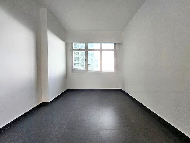 UPP SERANGOON CRES 4