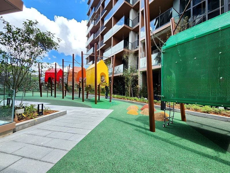 FOURTH AVENUE RESIDENCES 12