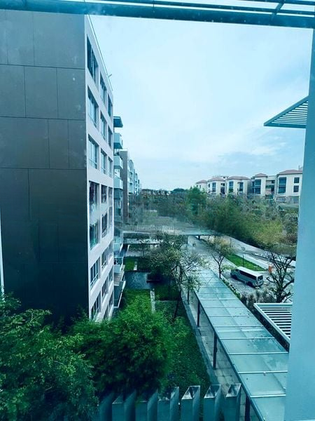 FERRARIA PARK CONDOMINIUM 6