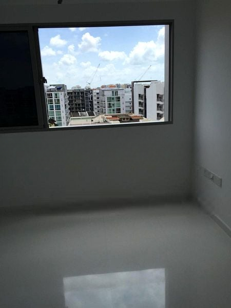 # 1 LOFT 2