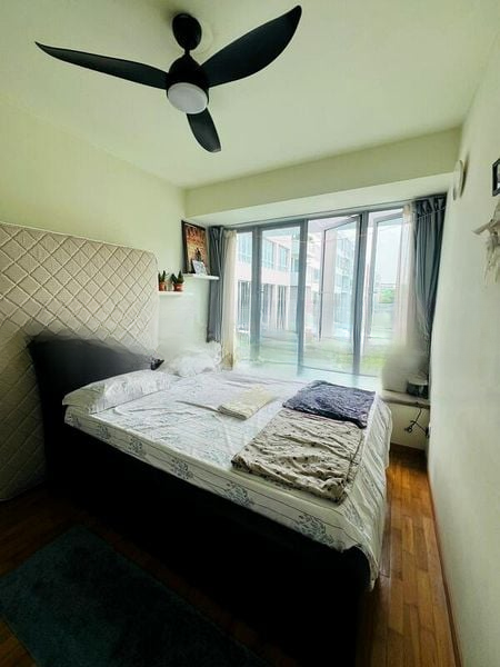 FERRARIA PARK CONDOMINIUM 10