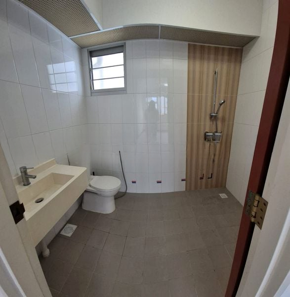 BT BATOK WEST AVE 8 7