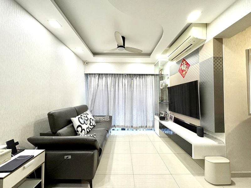 BEDOK RESERVOIR CRES 6