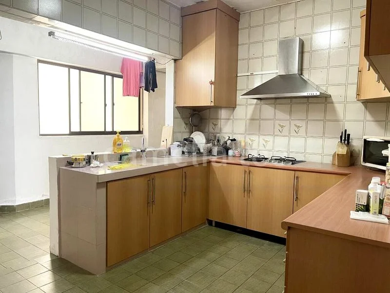 BEAUTY WORLD CENTRE 3