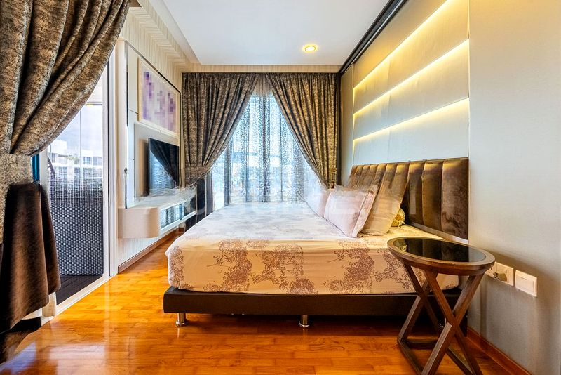 THE TAMPINES TRILLIANT 13