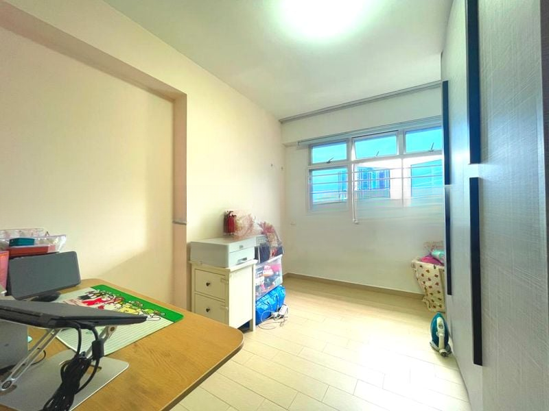 BT BATOK WEST AVE 6 7