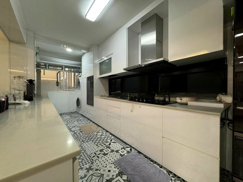 BT BATOK WEST AVE 8 14