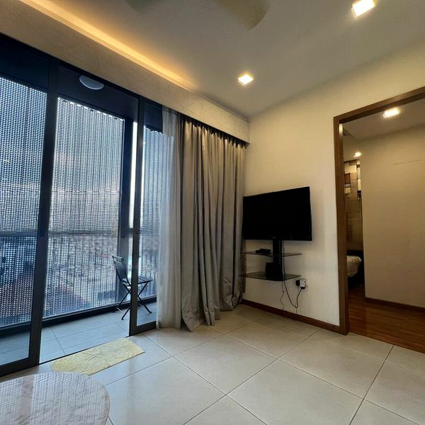 AVANT RESIDENCES 7