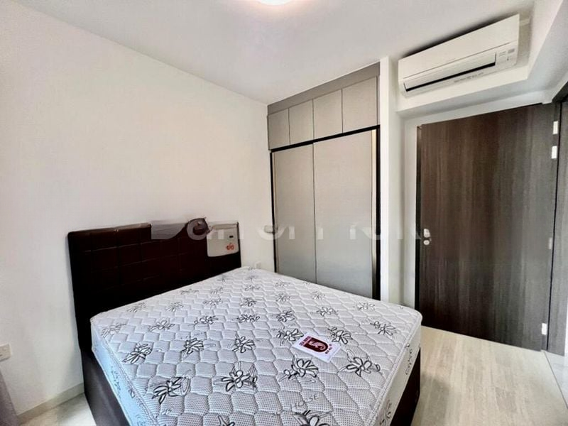 RIVERFRONT RESIDENCES 3