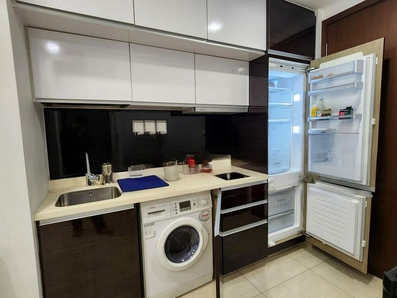 CENTRA RESIDENCE 6