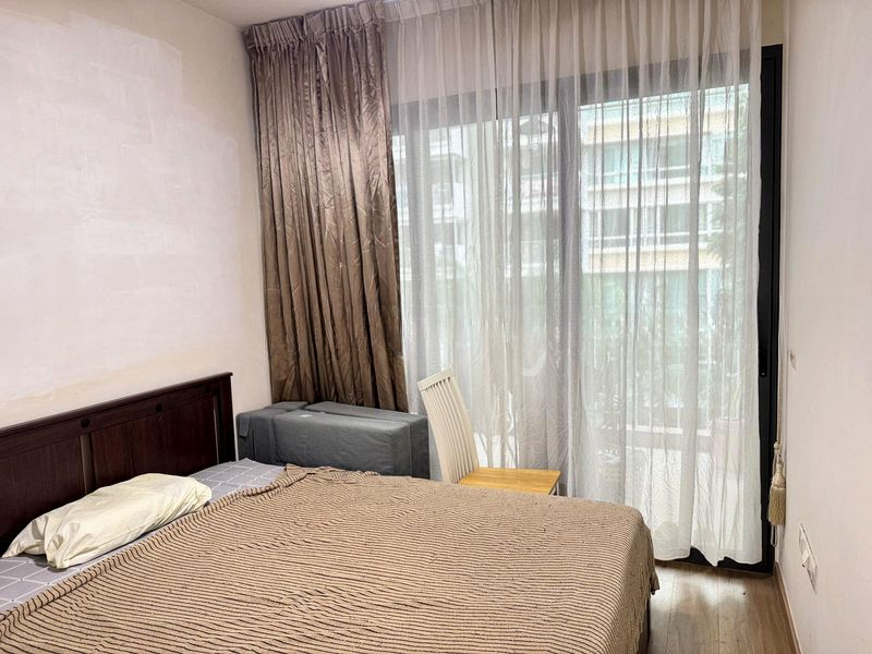 THE LAKEFRONT RESIDENCES 3