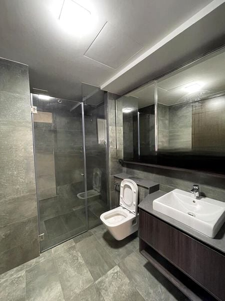 GRANDEUR PARK RESIDENCES 4