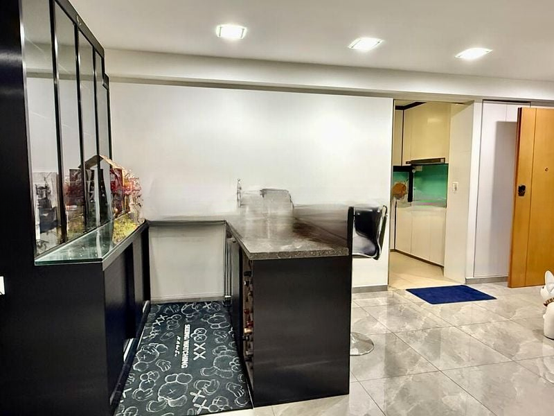 BT BATOK WEST AVE 8 4